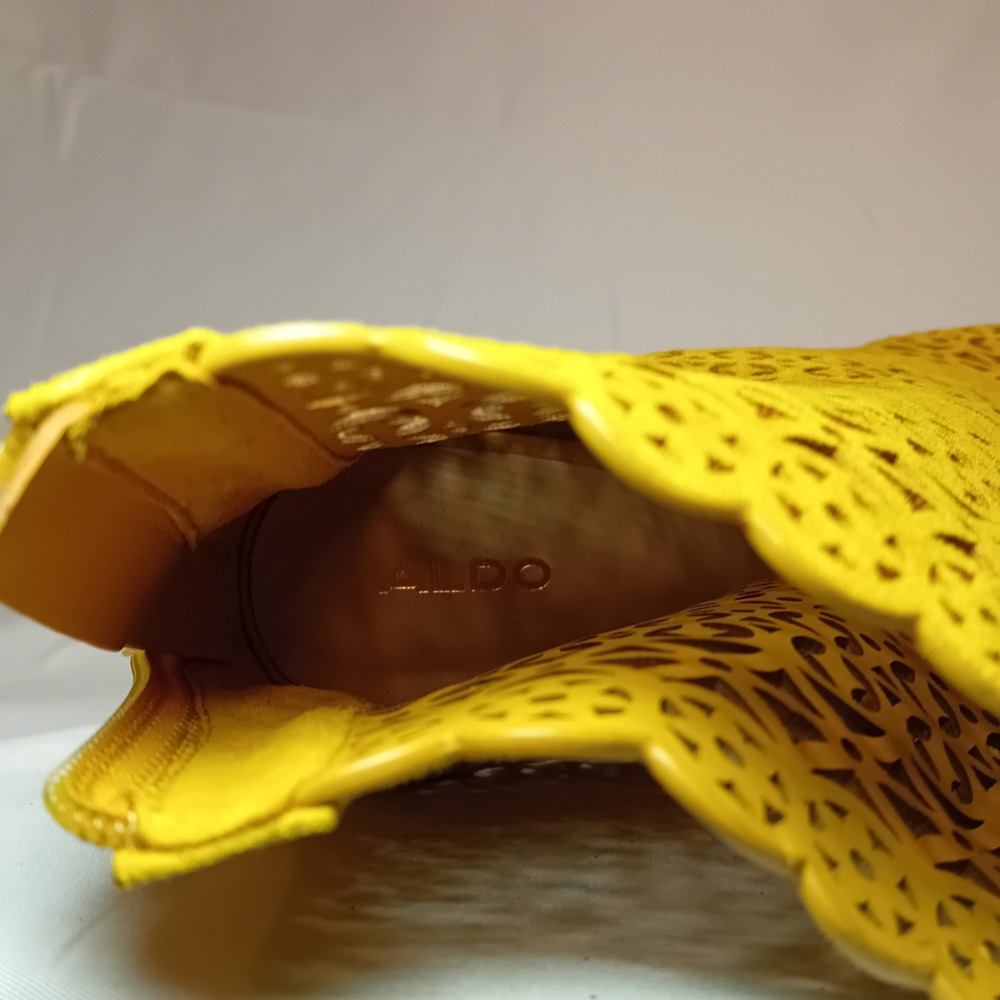 ALDO Yellow Suede Laser Cutout Peep Toe Stiletto Heel Bootie Ankle Boot 8.5 READ - Picture 12 of 16